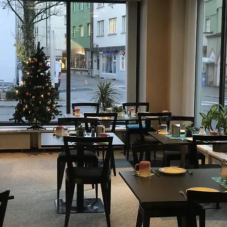 Hotel Garni Helvetia 3*